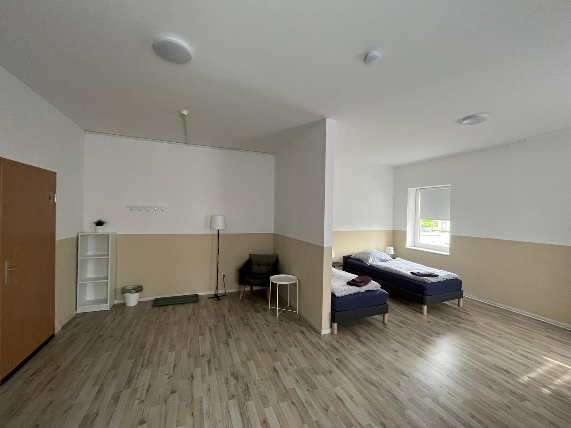 Doppelzimmer Mit Bad- Fernseher Meine Exterior foto